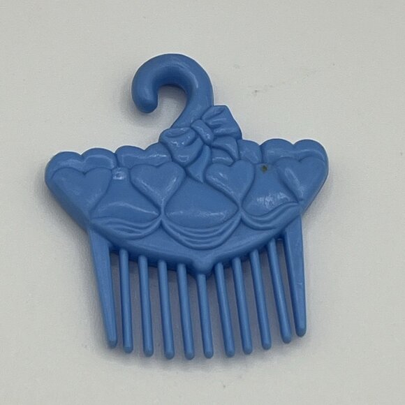 Vintage Cupcake Doll Angel Fluff Cotton Candy Tonka Lot Skirt Comb Dishes - Picture 10 of 16